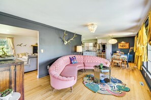 Lounge Area