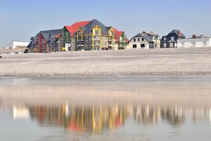 You will love the proximity to the warm pebbled beaches.