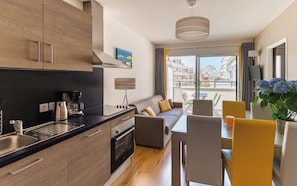 Experience the best of Biarritz from our cozy apartment!
