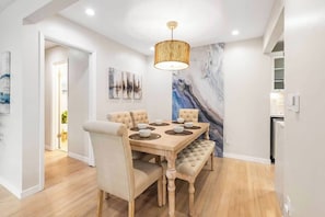 Dining room adjacent to the kitchen