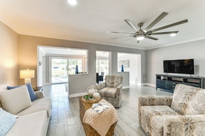 Living Room | Smart TV