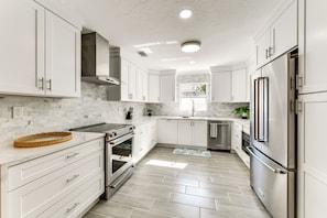 Kitchen | Microwave