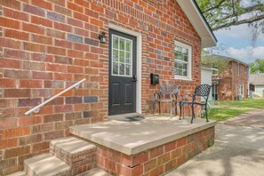 Unit Entrance | Single-Story Property