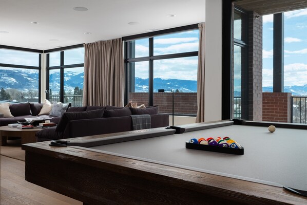 Spielezimmer