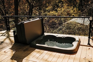 Bain à remous extérieur