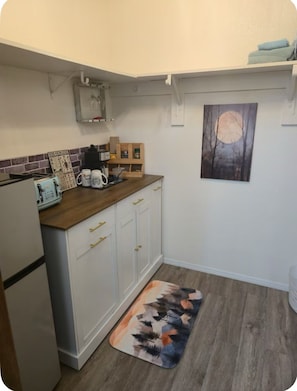Mini kitchenette