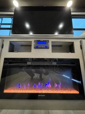 Fernseher