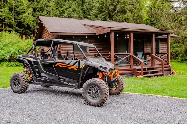 Park your UTV right at your doorstep! Our cabins offer direct trail access—perfect for off-road adventures without the hassle.