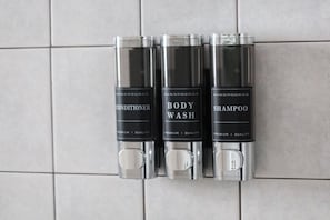 Équipements de salle de bain
