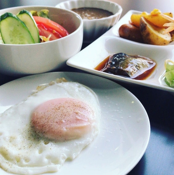 Breakfast meal