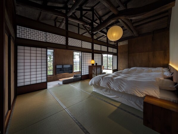 Ginkgo Bedroom