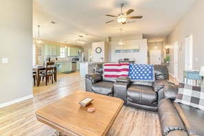 Living Room | Central A/C