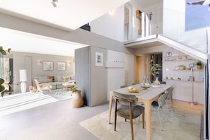 Downderlin, Downderry, Cornwall, self catering with Beach Retreats.