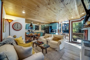 Forest views and open layout—easy spot to kick back.