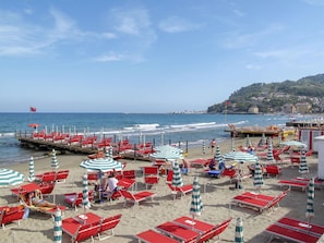 Côte, Plage, Été, Mer, Parapluie, Cotiers Et Relief Océaniques, Rive, Océan, Ombre, Mobilier De Jardin