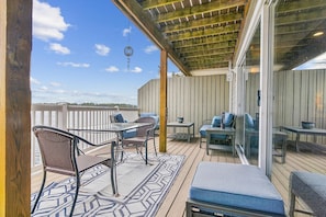 ,Deck,