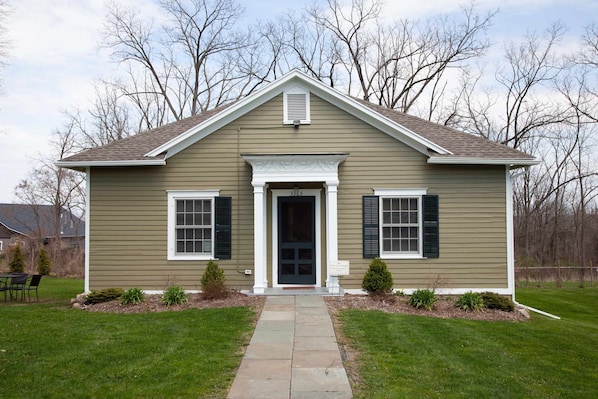 Your private retreat on the grounds of the Rose Hill Estate.