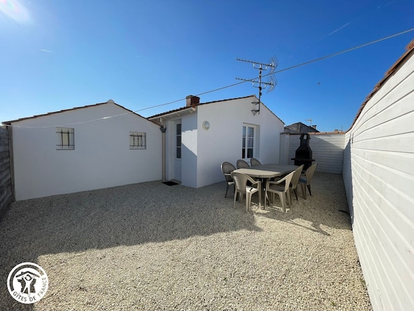 Gîte agréé Gîtes de France en Vendée : Cour