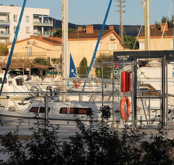Marina
