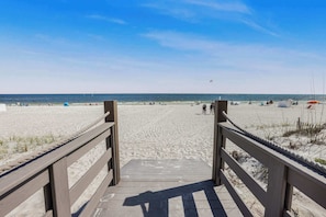Deeded beach access between Island Shores and Island Sunrise