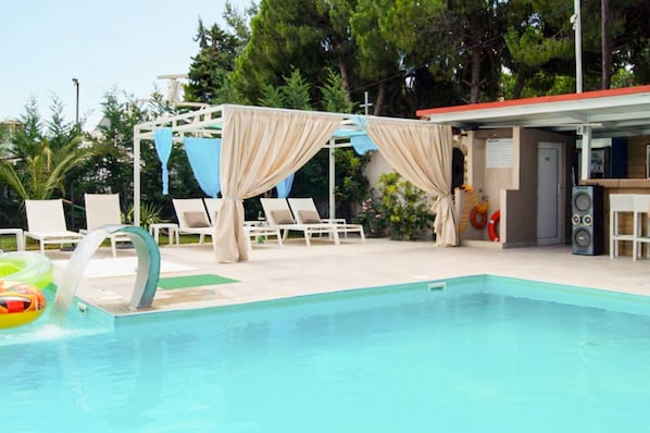 Pool area