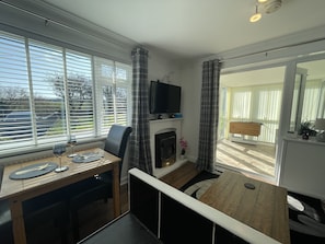 Living Room / Lounge