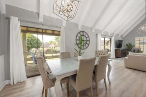 Make mealtime memories together at the elegant dining table, seating 6