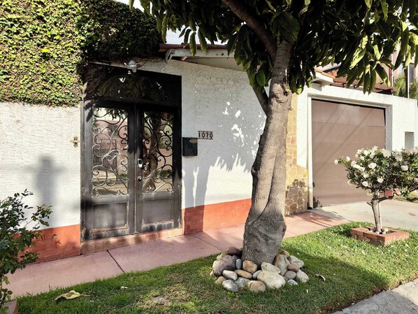 Facade.