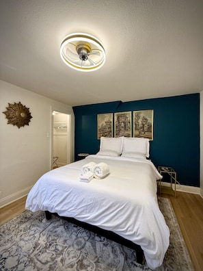 King bedroom 1