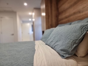 Queen bed