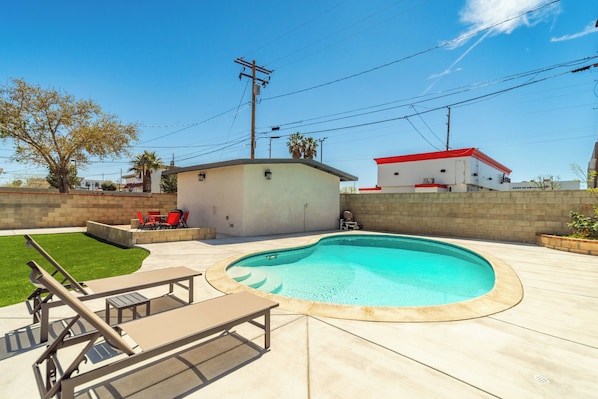 Pool