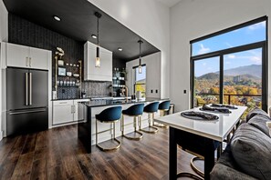 A spacious living room with mountain majesty.