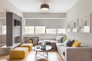Endearing Athens Suite | Helios Living Suite | 2 Bedrooms | Superb City Views | Prime Location