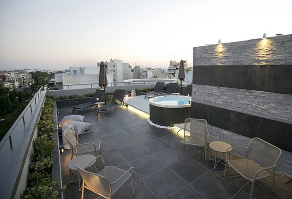 Endearing Athens Suite | Helios Living Suite | 2 Bedrooms | Superb City Views | Prime Location