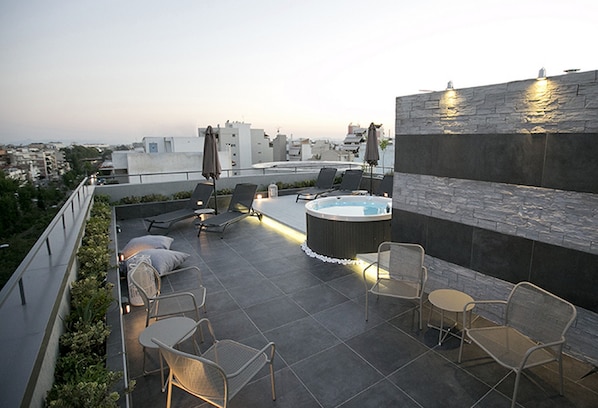 Dazzling Athens Suite | Hera's Haven | 1 Bedroom | Superb City Views | Prime Location