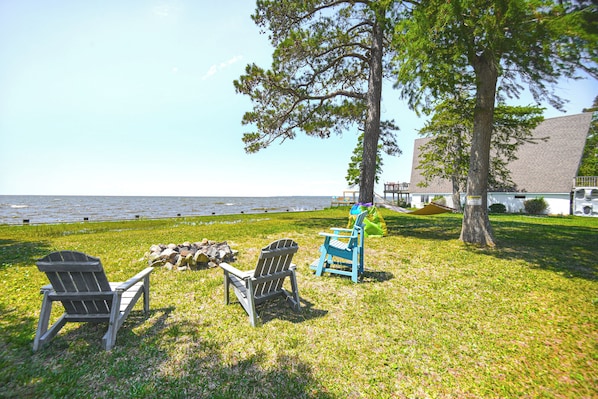 Shiloh Vacation Rental | 1BR | 1BA | 325 Sq Ft | 2 Steps to Enter