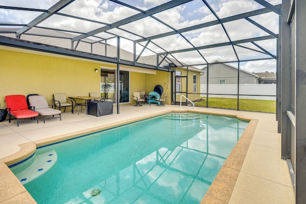 DeLand Vacation Rental | 3BR | 2BA | 1,800 Sq Ft | Small Step to Enter