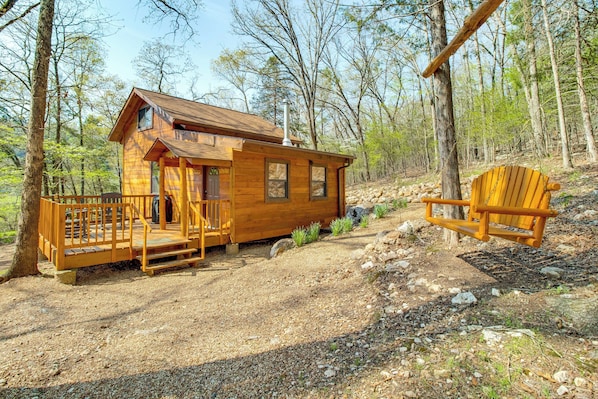 Cotter Vacation Rental | 1BR | 1BA | 3 Steps to Enter | 840 Sq Ft