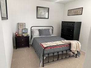 Full size bed