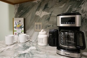 Kaffe och/eller kaffebryggare
