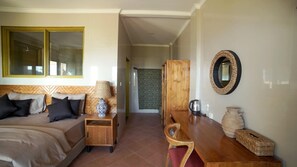 Bayu Hotel Lipah Beach Double Room Bed & Breakfast (592)