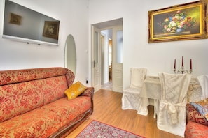 Dining room 2