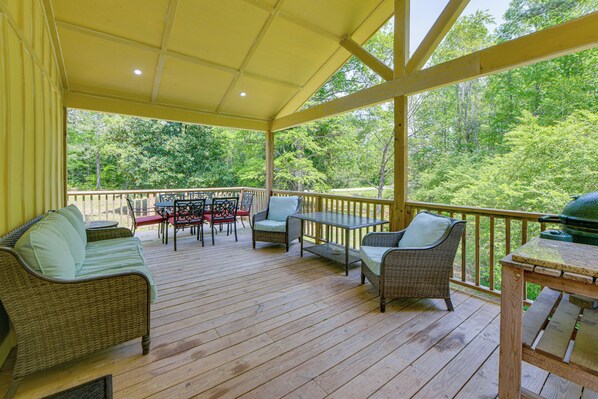 Shiloh Vacation Rental | 4BR | 2BA | 3 Steps to Enter | 1,900 Sq Ft