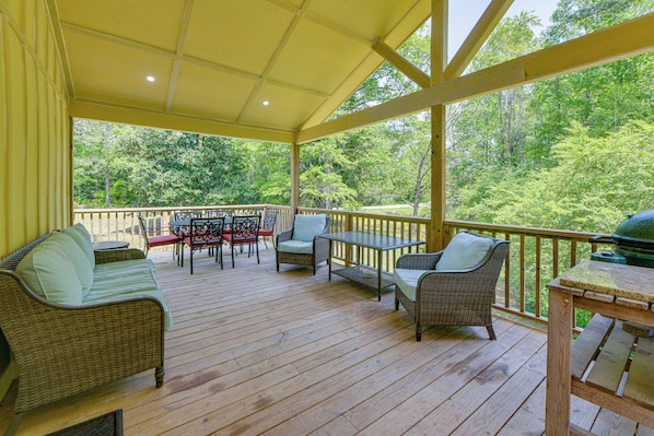Shiloh Vacation Rental | 4BR | 2BA | 3 Steps to Enter | 1,900 Sq Ft
