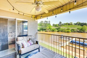 Private Balcony | Outdoor Seating