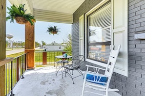 Covered Porch