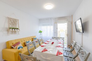 In-room dining