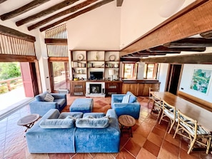 Holz, Interior Design, Flooring, Möbel, Fussboden, Decke, Zuhause, Zimmer, Wohnzimmer, Wohnung