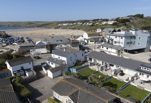 Robin, Polzeath: Beautiful Polzeath Beach is right on your doorstep!