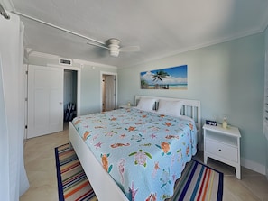 Primary Bedroom - King Bed, TV, Balcony Access, Gulf Views and En Suite Bathroom
